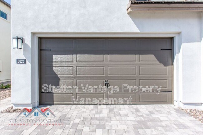 5026 E Hartford Ave photo 5