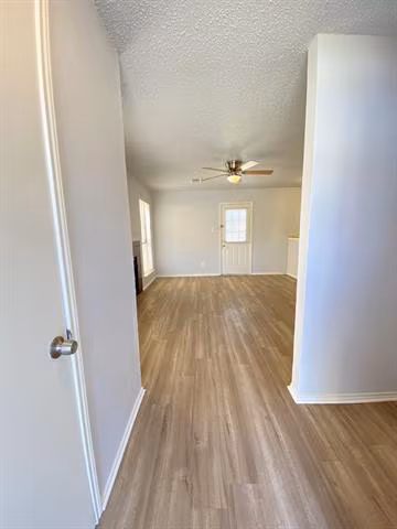 2618 Isbella Drive, Grand Prairie, TX 75052 photo 4