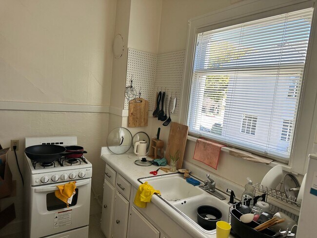 2236 Durant Ave Berkeley, CA 94704 photo 2