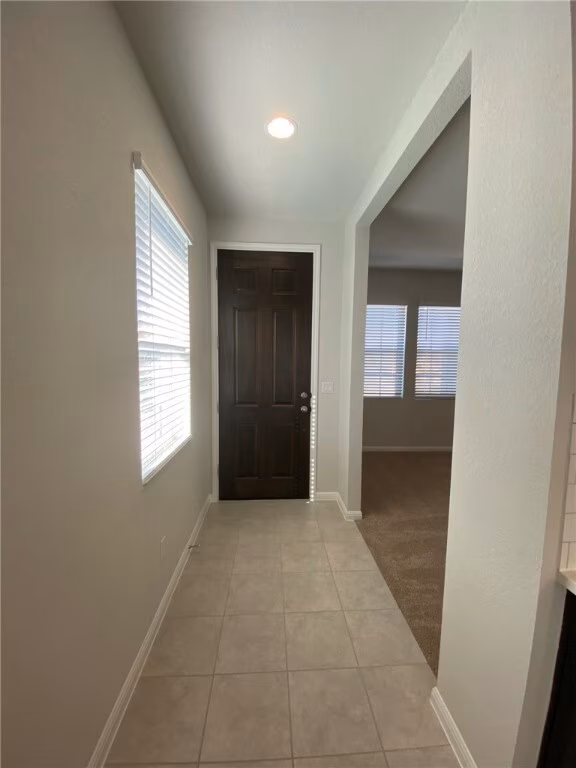 384 Gaida Loop Georgetown, TX 78628 photo 5
