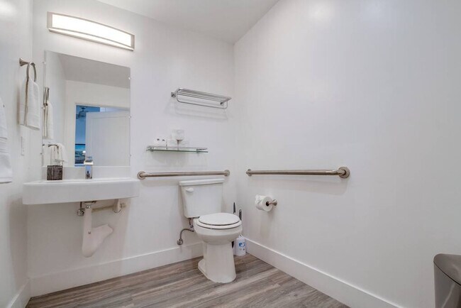 4505 Park Blvd San Diego, CA 92116 photo 5