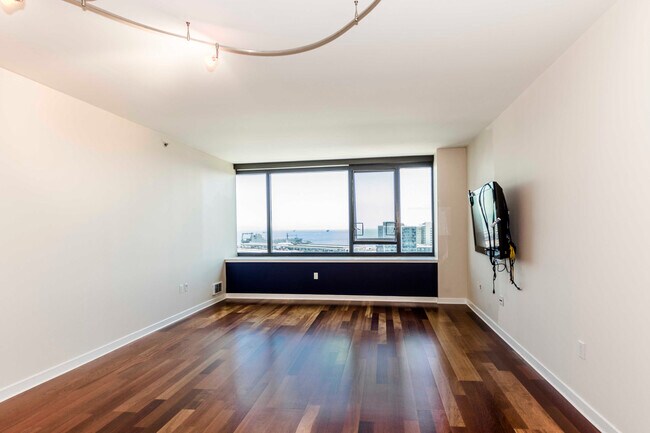 250 King St San Francisco, CA 94107 photo 4