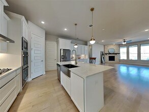 721 Precious Dr Murphy, TX 75094 photo 4