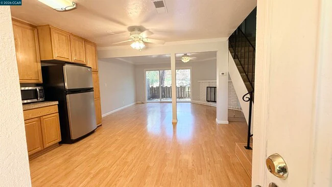 394 Ilo Ln Danville, CA 94526 photo 2