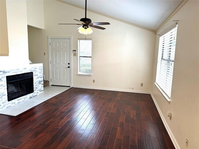 Ridgeline Townhomes photo 5