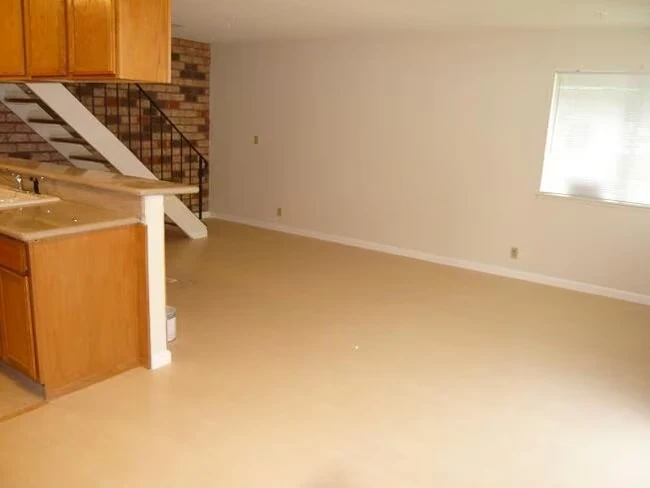 34740 Skylark Dr Union City, CA 94587 photo 3