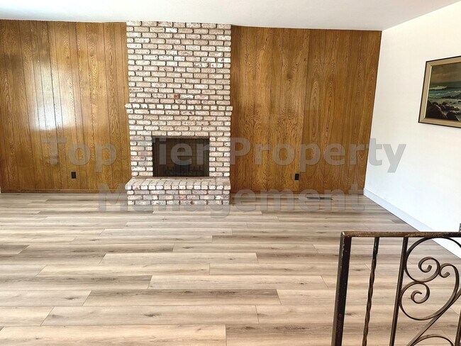 2265 Walnut Boulevard, Walnut Creek, CA 94597 photo 4
