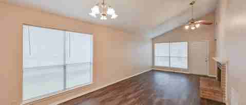 2704 Street George Place, Arlington, TX 76015 photo 2