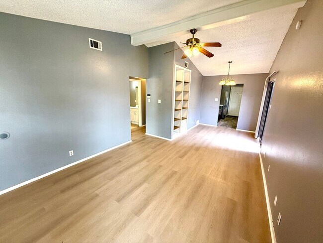 5310 Gawain Dr San Antonio, TX 78218 photo 4