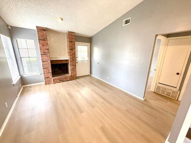 5310 Gawain Dr San Antonio, TX 78218 photo 5