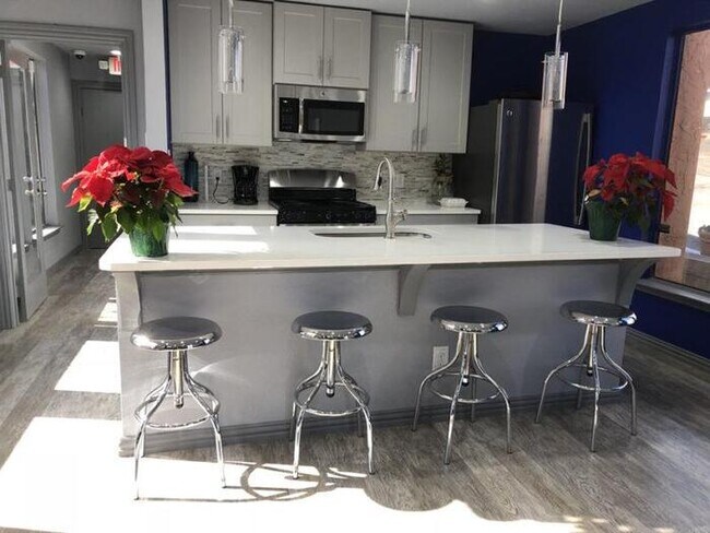 1500 San Francisco Ct Arlington, TX 76012 photo 2