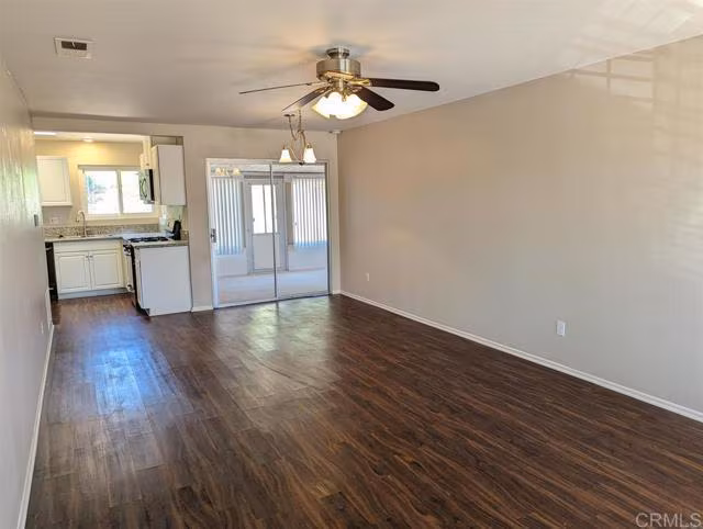 4536 Beverly Glen Dr Oceanside, CA 92056 photo 4