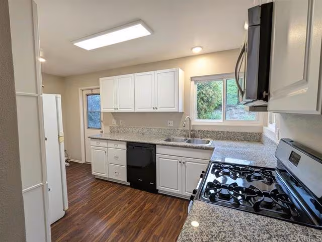 4536 Beverly Glen Dr Oceanside, CA 92056 photo 5