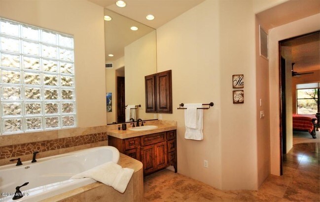 3000 Ironwood Rd Carefree, AZ 85377 photo 5