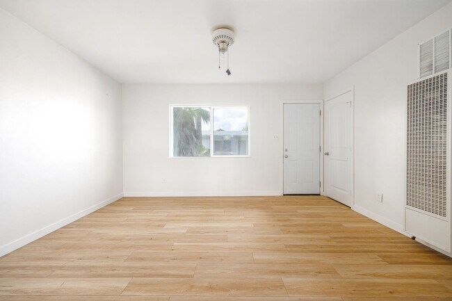 767 Ball Ave Escondido, CA 92026 photo 4