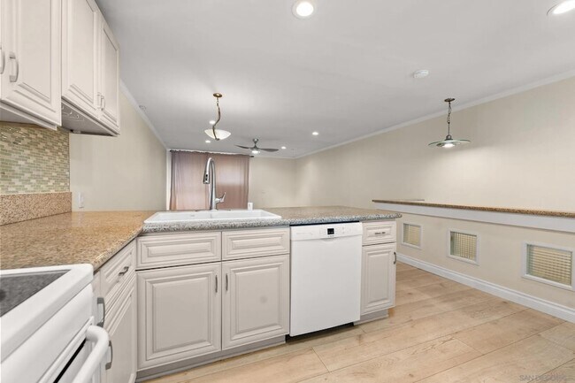 1281 34th St San Diego, CA 92102 photo 5