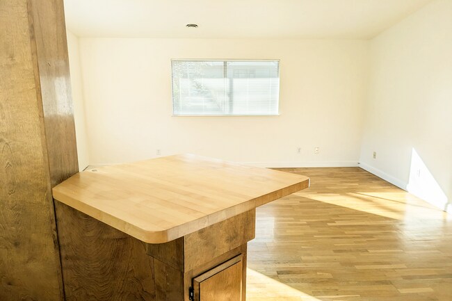423 Shoreline Hwy Mill Valley, CA 94941 photo 5