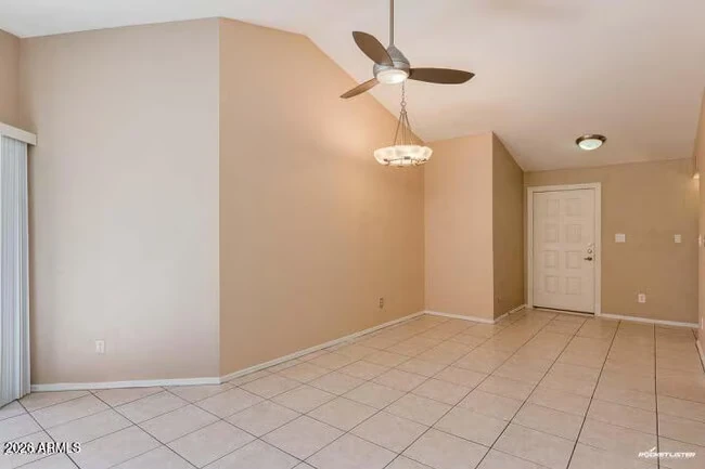 1402 S Jentilly Ln Tempe, AZ 85281 photo 3