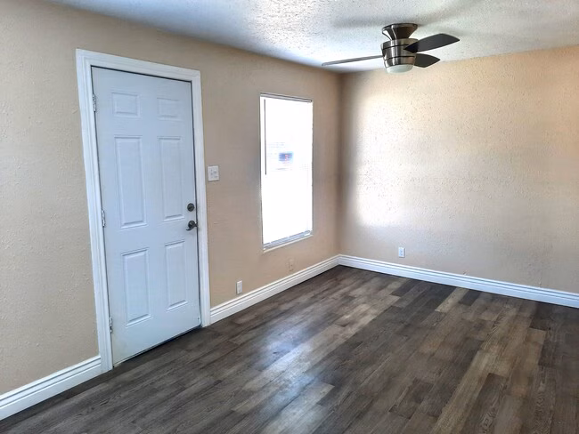 511 Wolf St Killeen, TX 76541 photo 4