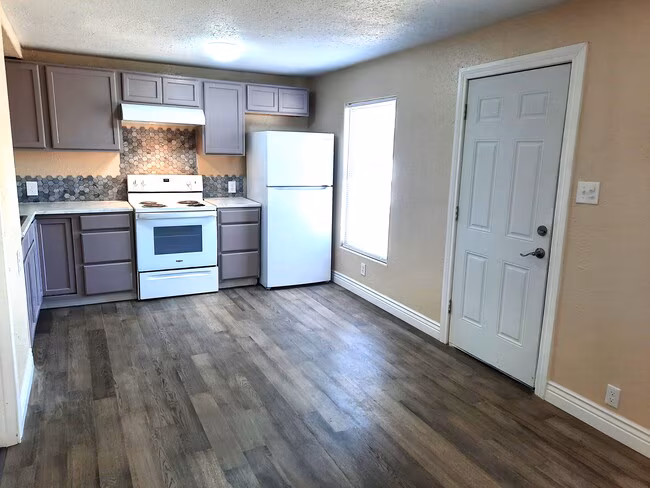 511 Wolf St Killeen, TX 76541 photo 3