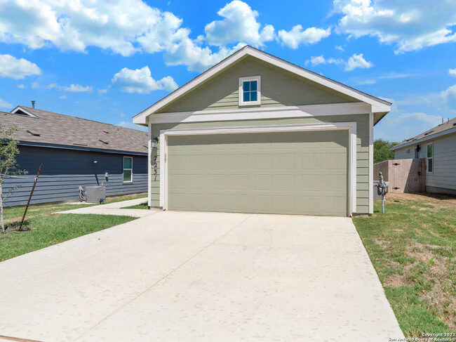 7231 Rosada Way San Antonio, TX 78218 photo 2