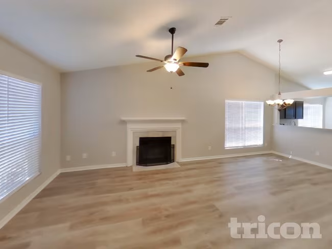 5522 Silver Maple Drive, Arlington, TX 76018 photo 4