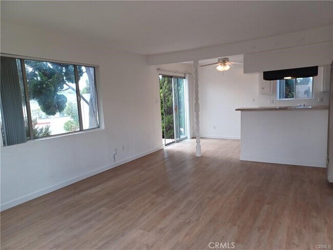 504 S Ola Vista San Clemente, CA 92672 photo 4
