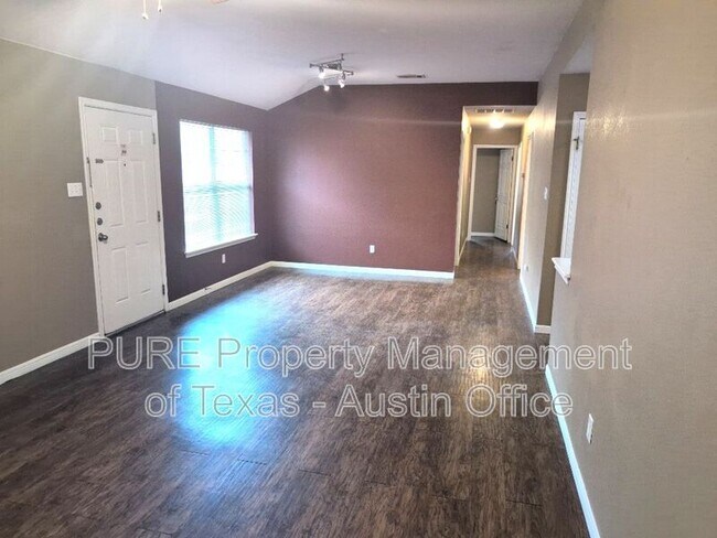 8605 Talyne Chaise Cir Austin, TX 78729 photo 4