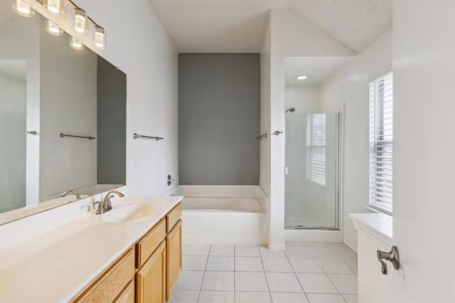 3541 Silverado Trail, Roanoke, TX 76262 photo 4