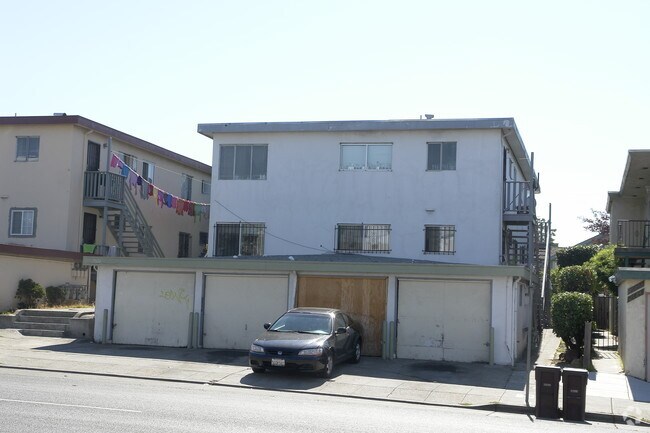 2626 73rd Avenue - D photo 2