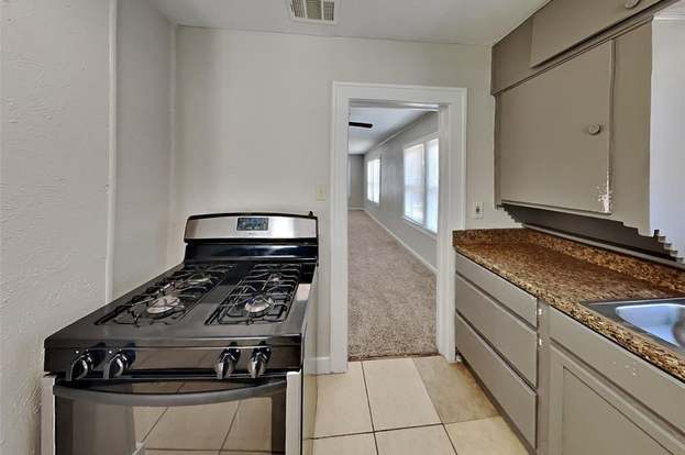 3613 South Adams Street, Fort Worth, TX 76110 photo 5