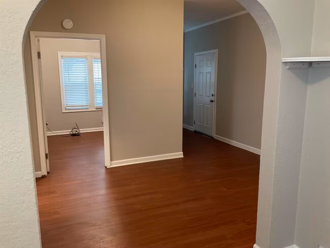 618 W 7th St Antioch, CA 94509 photo 4