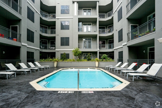 The Westheimer Apartments photo 5