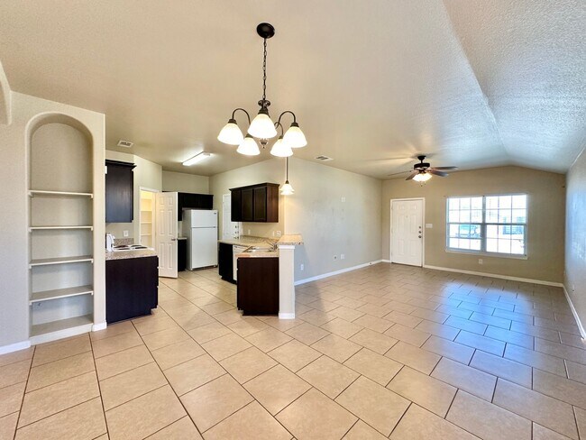 1306 Loyal Ln Killeen, TX 76549 photo 5