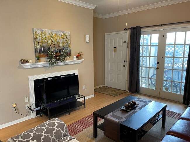 8055 Cambridge Street, Houston, TX 77054 photo 4