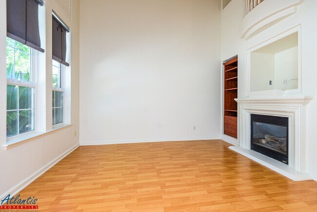 3931 Mosher Dr San Jose, CA 95135 photo 3
