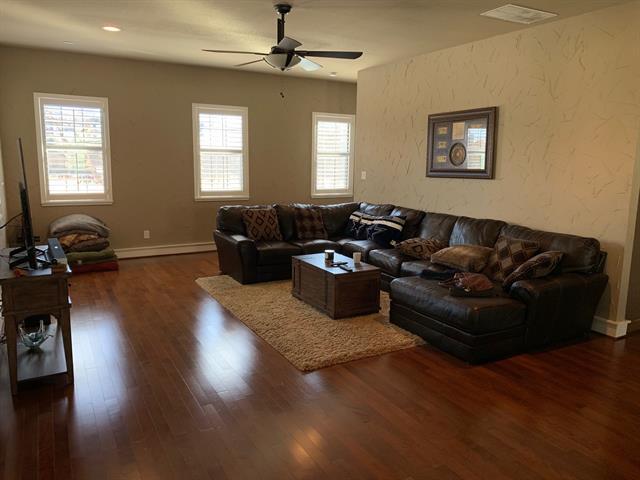 3407 Bryan St Dallas, TX 75204 photo 3