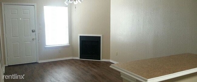 640 South Rogers Road, Irving, TX 75060 photo 3
