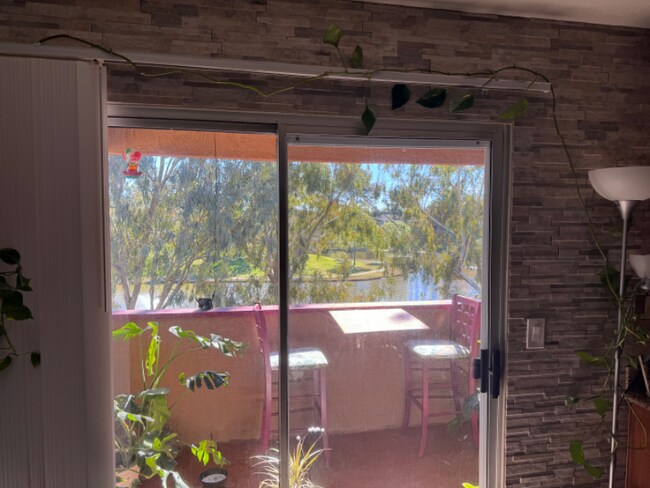 514 Calle Montecito Oceanside, CA 92057 photo 5