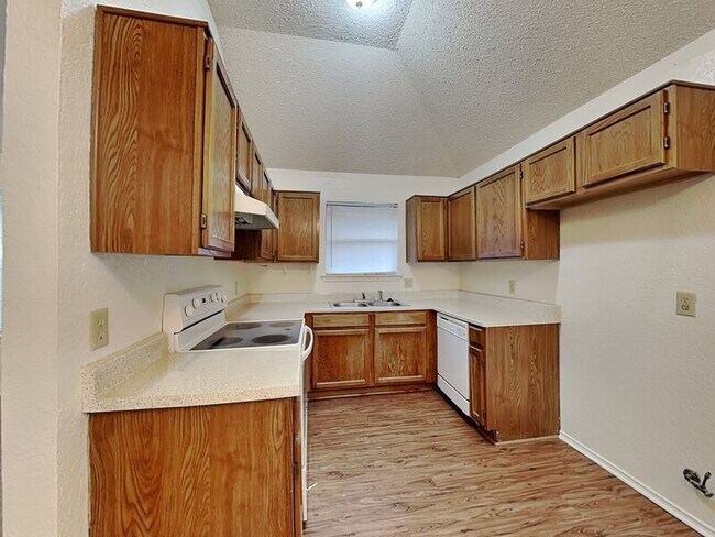 8529 Gatlinburg Drive, Fort Worth, TX 76123 photo 4