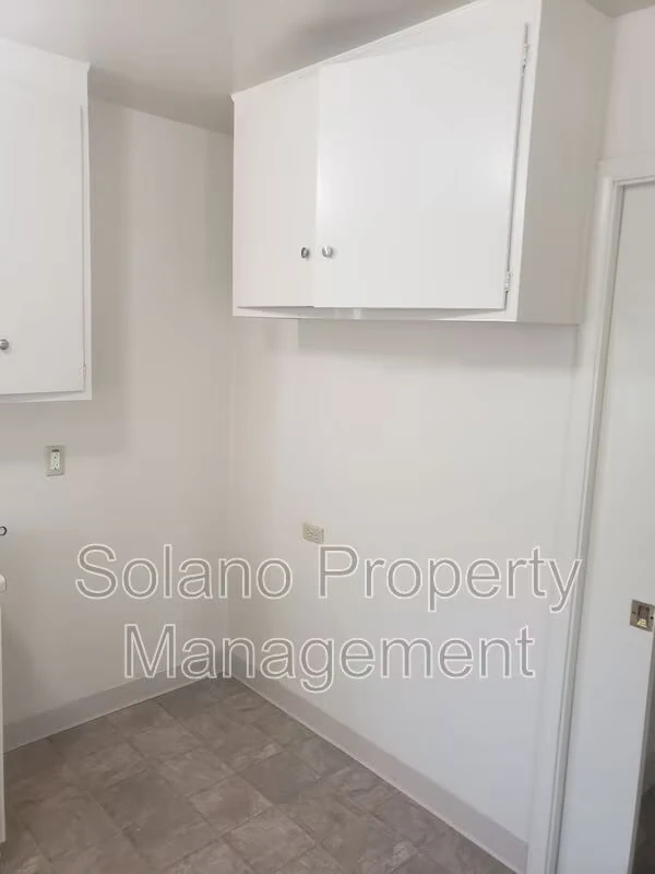 940 Ohio St Fairfield, CA 94533 photo 3