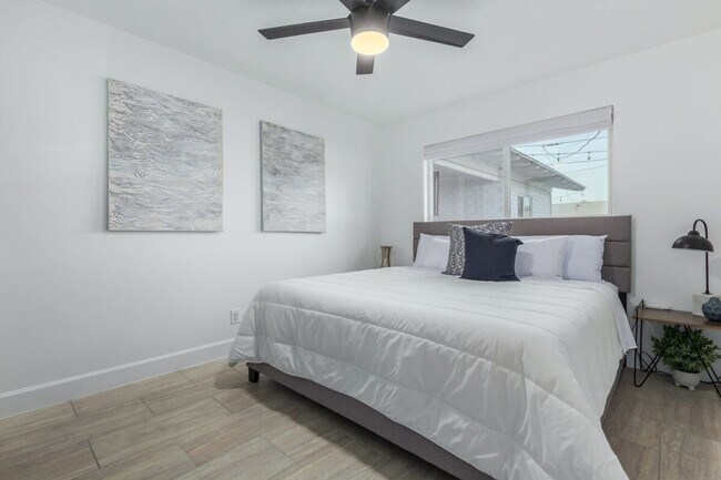 7302 E Coronado Rd Scottsdale, AZ 85257 photo 3