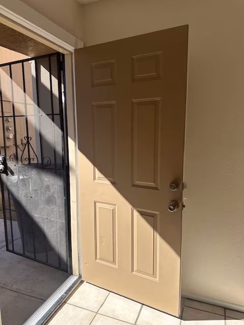1908 N Spring Mesa, AZ 85203 photo 3