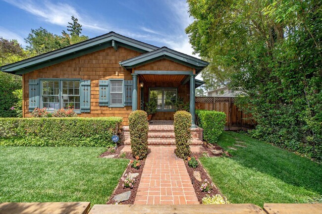 624 Harvard Ave Menlo Park, CA 94025 photo 2