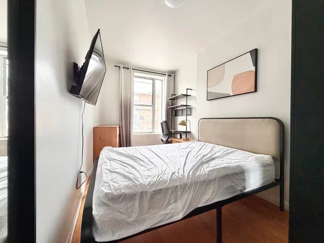 1993 3rd Ave New York, NY 10029 photo 4