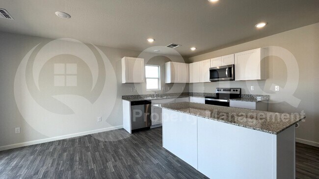 2064 E Velvet Pl Casa Grande, AZ 85122 photo 4