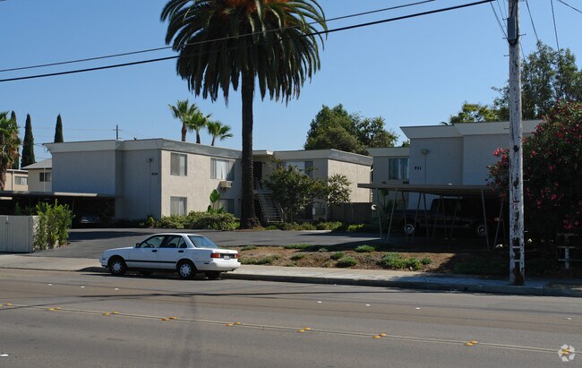 909-911 South Magnolia Avenue, El Cajon, CA 92020 photo 3