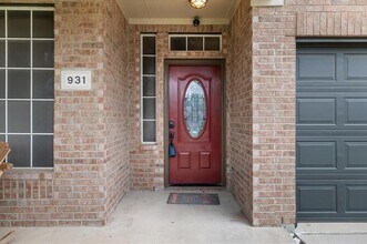 931 W Cedar St Celina, TX 75009 photo 4