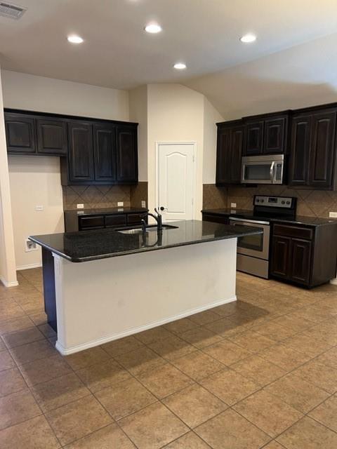 11916 Bellegrove Road, Burleson, TX 76028 photo 4