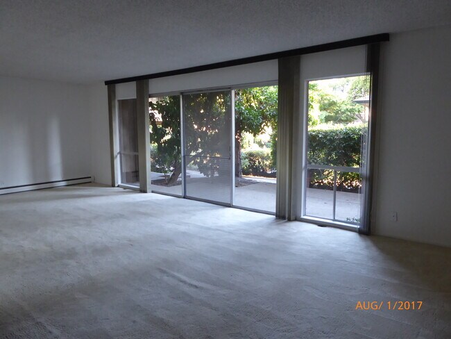 151 Buckingham Dr Santa Clara, CA 95051 photo 5